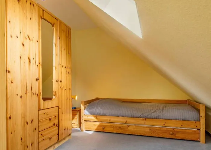 In Mit Terrasse By Interhome 別荘