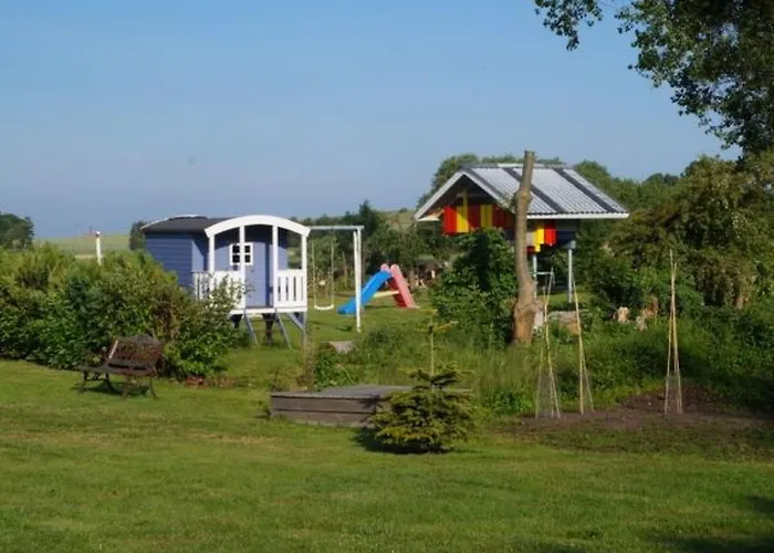 In Mit Terrasse By Interhome 別荘 *